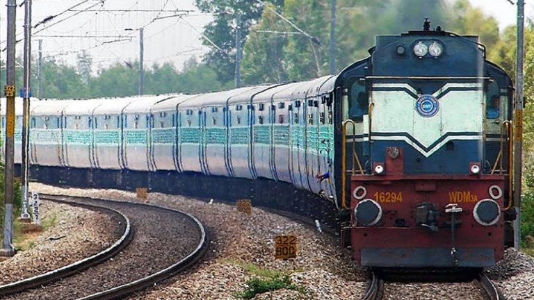 Railways Mull Rs 6,250 Cr Replacement To Flawed Bio-Toilets–After Spending Rs 1,620 Cr