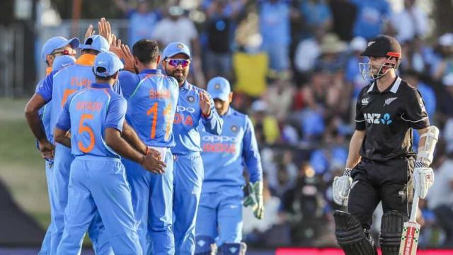 भारत ने 7 विकेट से जीता तीसरा वन-डे,सीरीज पर भी जमाया कब्जा