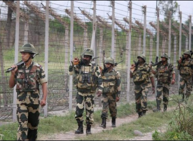 पाकिस्तानी सीमा पर 50 से ज्यादा आतंकी कर रहे भारत में घुसपैठ की तैयारी