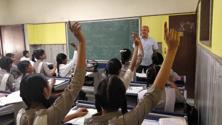 शिक्षा की गुणवत्ता बढ़ाने को दिल्ली सरकार का बड़ा फैसला
