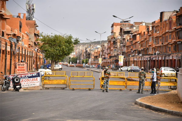 प्रदेश में कोरोना संक्रमितों का गढ़ बना जयपुर