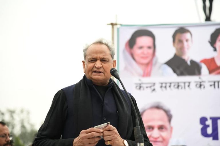 CM Ashok Gehlot announces-State govt will pay the rail fare of migrant workers going out of Rajasthan to Railways.