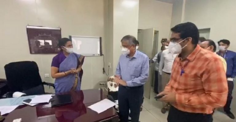 अहमदाबाद पहुंचे एम्स के डायरेक्टर रणदीप गुलेरिया