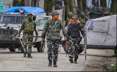 जम्मू-कश्मीर के शोपियां जिले में 24 घंटे में दूसरी मुठभेड़, सेना ने चार आतंकियों को किया ढेर