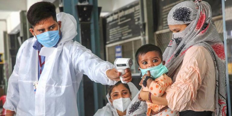 भारत में कोरोना की बढ़ती रफ्तार डराने लगी, संक्रमितों की संख्या पहुंची साढ़े लाख पार, राजस्थान में 153 नए मामले सामने आए