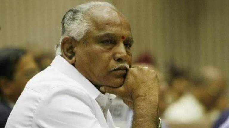 येदियुरप्पा ने कर्नाटक के मुख्यमंत्री पद से दिया इस्तीफा, नए सीएम की रेस में चार नाम शामिल
