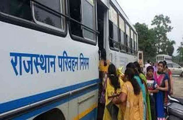 In a first, free buses and free meal for REET aspirants, CM Gehlot leaves no stone unturned to comfort them