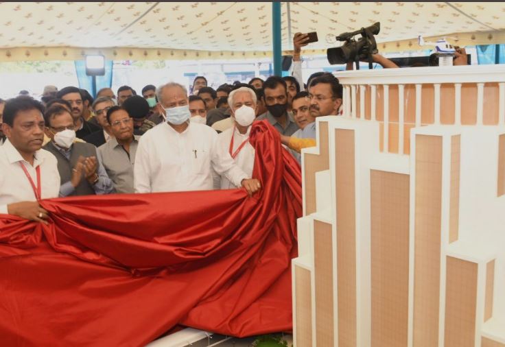 मुख्यमंत्री अशोक गहलोत ने प्रदेशवासियों को दी सौगात, आईपीडी टावर का किया शिलान्यास
