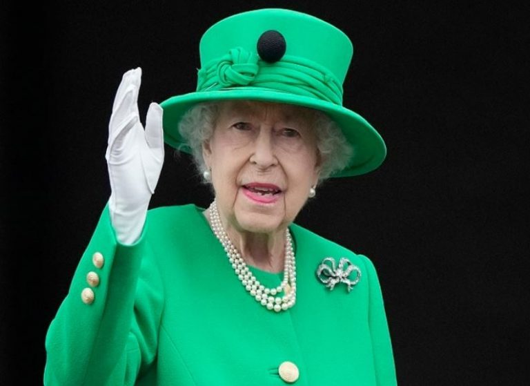 ब्रिटेन की महारानी एलिजाबेथ-II  का निधन, भारत सरकार ने लिया बड़ा फैसला