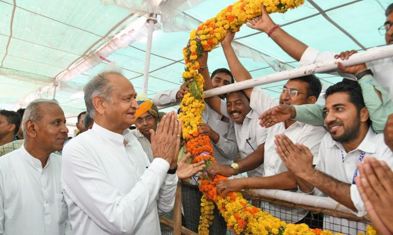 Even as suspense about Pilot continues, CM Gehlot goes ahead giving relief from inflation
