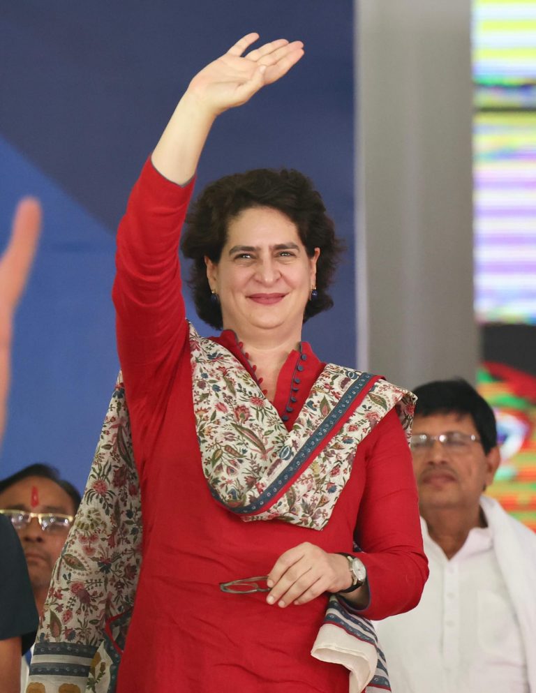 प्रियंका गांधी की सभा को लेकर उत्साह का माहौल, कांग्रेस महिलाओं के लिए करेगी बड़े ऐलान